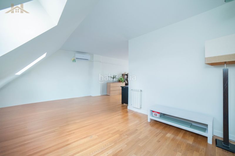 Foto 42dfa211-d6ea-4b09-861c-409a66bd09a7. Duplex avec chauffage parking dans Aravaca Madrid