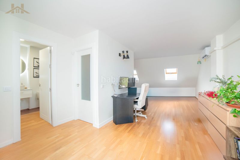 Foto db28ae78-7fda-4da9-ab28-094621ee167b. Duplex avec chauffage parking dans Aravaca Madrid