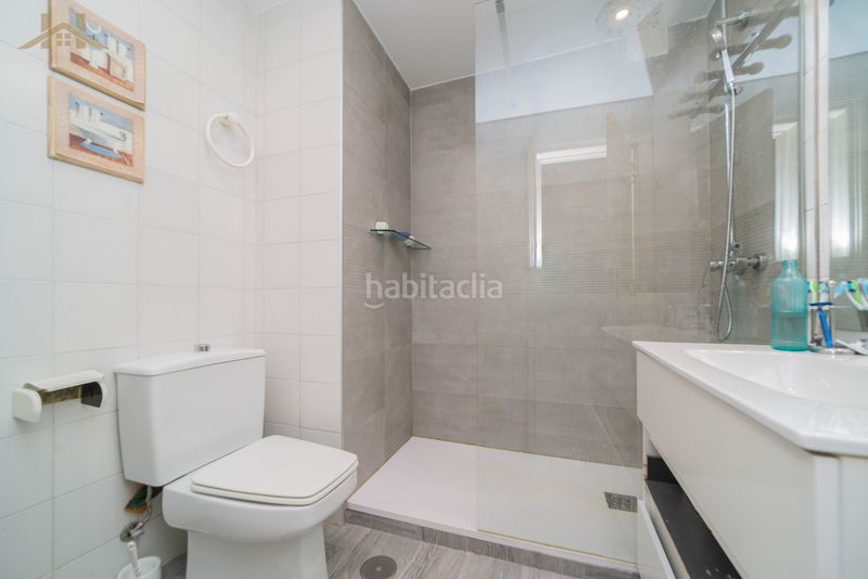 Foto 18c9ad05-a4f9-4af1-8836-f32ab5b1a118. Dúplex amb calefacció aparcament piscina a Aravaca Madrid