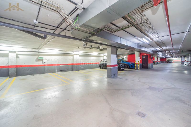 Foto 169dbaaa-3c9b-4bf3-9793-49d80d7fc7d6. Flat with heating parking pool in Aravaca Madrid