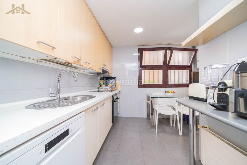 Foto be784c51-bccf-4472-930d-2082c50a4818. Flat with heating parking pool in Aravaca Madrid