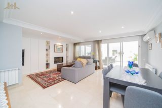 Casa adossada  Calle ave del para�so. Chalet adosado en venta en calle ave del para�so