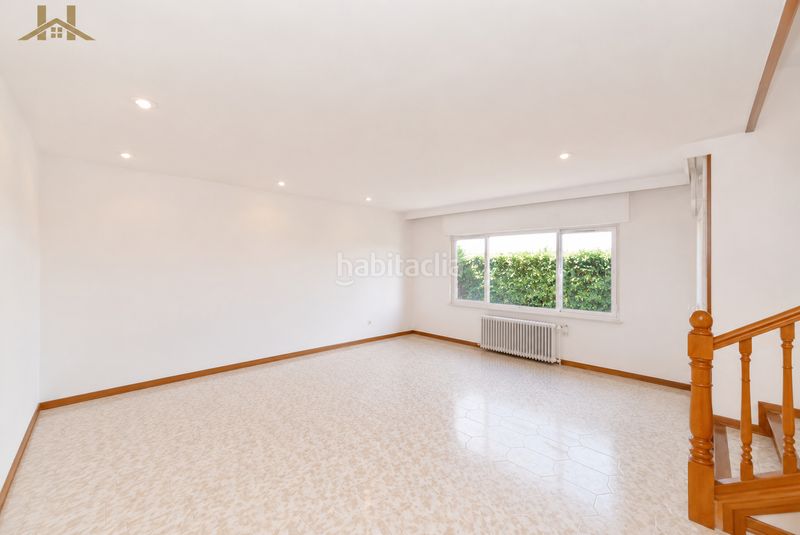 Foto 5c5cbffd-3002-4976-a868-97cb2a444549. Casa adossada amb calefacció aparcament piscina a Madrid