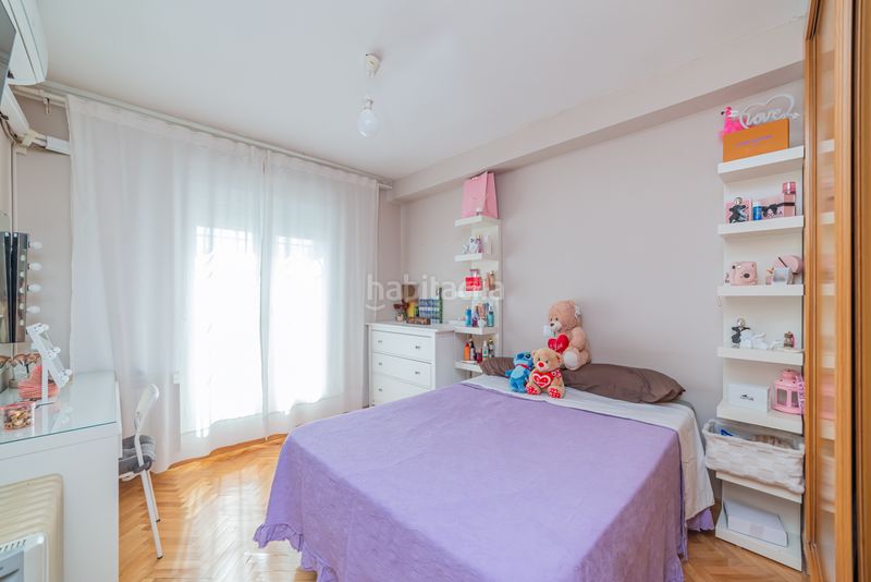 Foto 18872a56-4071-4e18-b58b-e42e6d45bd19. Casa adossada amb calefacció aparcament a Fuentebella-San Fermín-El Leguario Parla