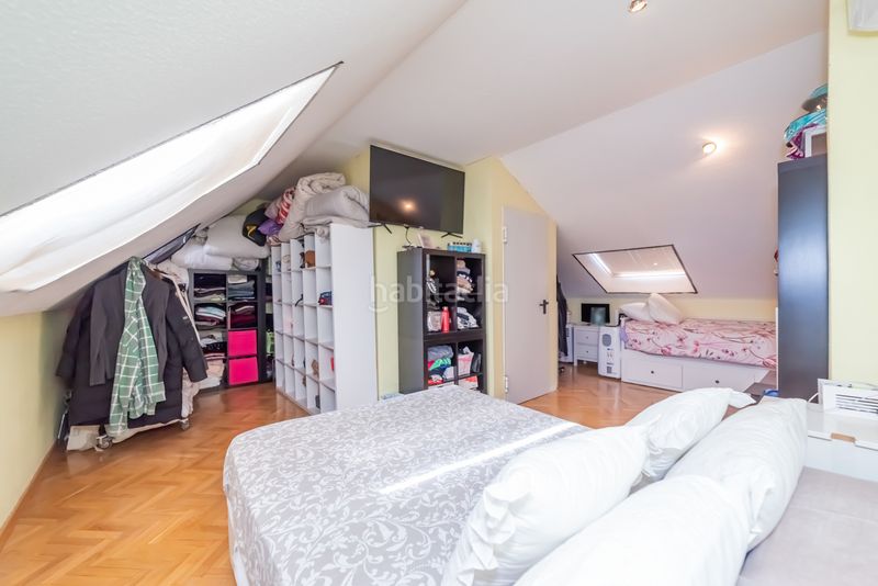Foto efef26e8-d8f0-4916-be22-eb2cff3cf9e3. Casa adossada amb calefacció aparcament a Fuentebella-San Fermín-El Leguario Parla