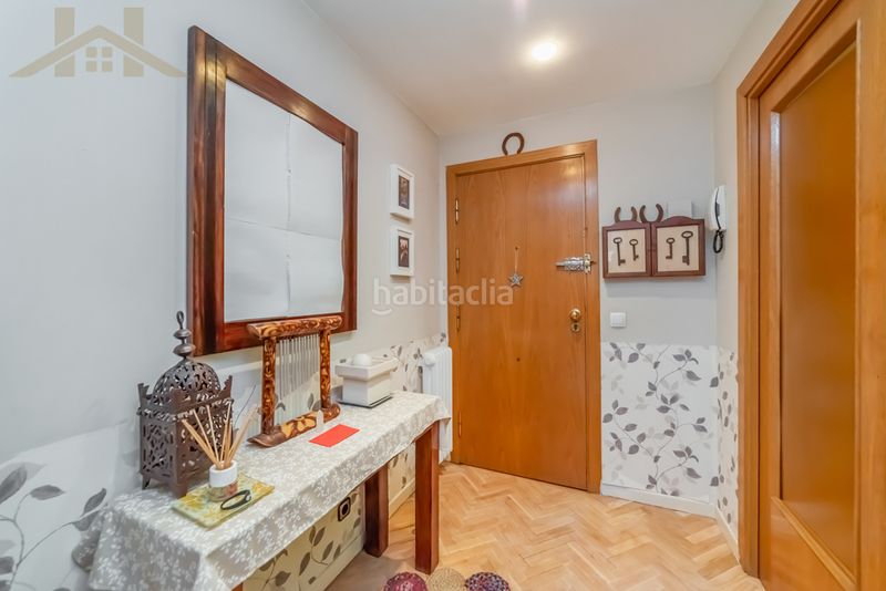 Foto 0f5a71e2-a12f-442a-8225-9233ed04abe0. Pis amb calefacció aparcament piscina a Juncal Torrejón de Ardoz