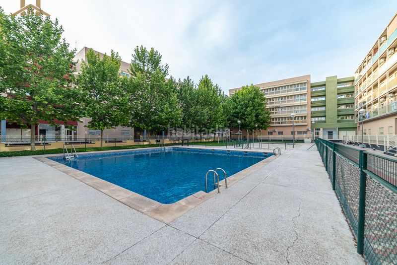 Foto ef61da65-77a6-4bf9-900e-6484a0db019b. Pis amb calefacció aparcament piscina a Soto de Henares Torrejón de Ardoz
