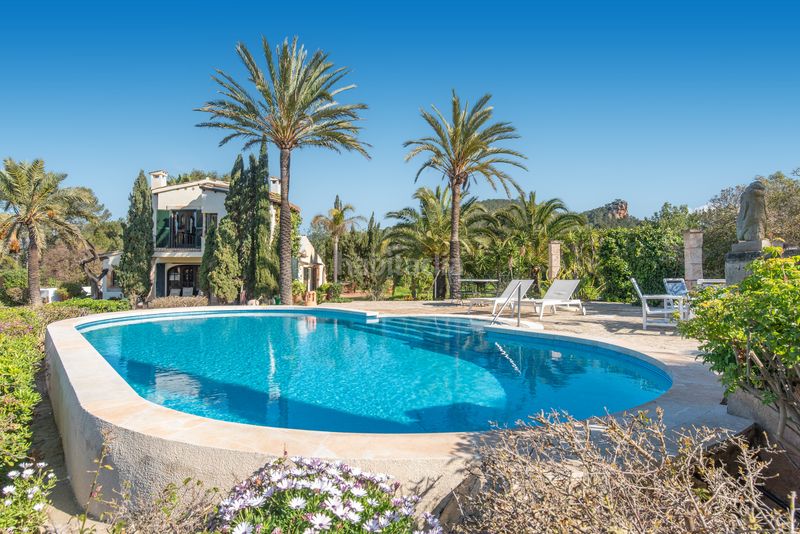 Foto a4f3cd02-7d59-4b22-b188-a4f484b6b3a4. Casa amb calefacció aparcament piscina a Andratx Andratx