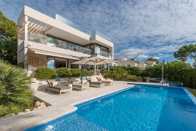 Foto 5a96e0f8-2e65-477e-a36c-c1345a341b74. Casa amb calefacció aparcament piscina a Santa Ponça Calvià