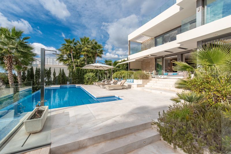Foto ded8ff84-4ac0-43eb-bdc3-d23bd8f34e5d. Casa amb calefacció aparcament piscina a Santa Ponça Calvià