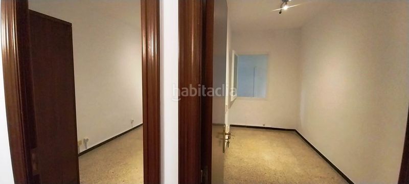 Foto 866c7b34-6462-4c6e-afa1-2ae46ff81eb1. Oficina a El Clot Barcelona