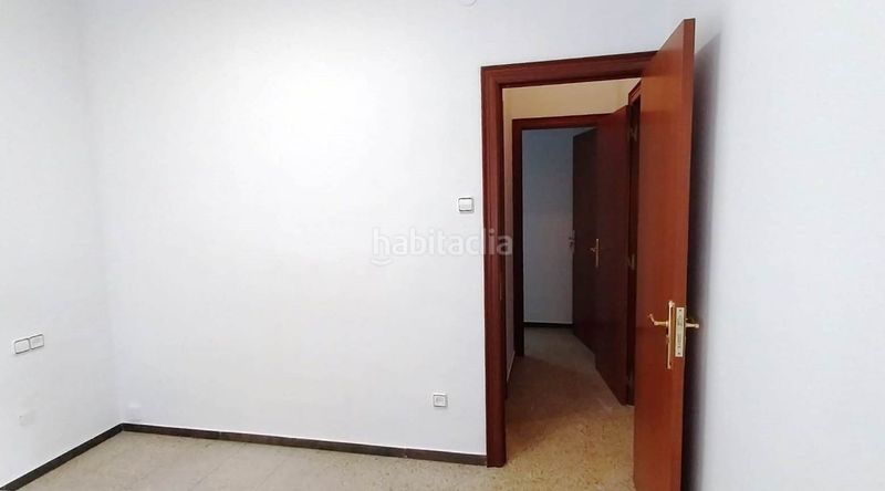 Foto b69c1212-e7b0-4f4f-99a3-0e11cc3d2777. Oficina a El Clot Barcelona