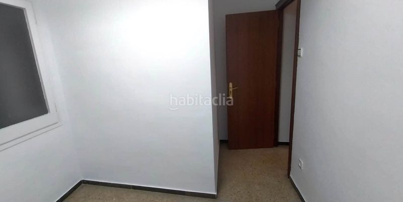 Foto b9336a11-77eb-488a-8176-8e1f986a7711. Oficina a El Clot Barcelona