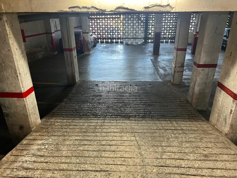 Foto 860853ff-22da-4f1a-8c06-cc189caec10c. Parking coche en carrer de la circumval-lació 113 en Santa Coloma de Gramenet