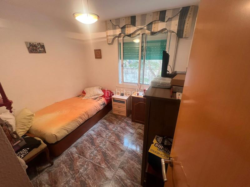 Foto bed3fcc7-f3e6-406c-815a-1916c8cd451d. Pis a Llefià Badalona