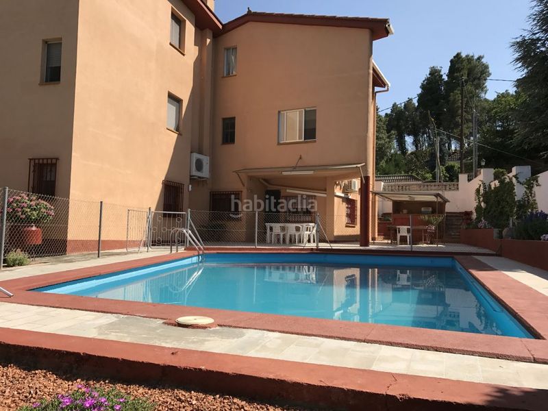 Foto 4da7a6b9-6869-4b1c-ad2a-0d233c5c8407. Xalet amb xemeneia calefacció aparcament piscina a Lleida