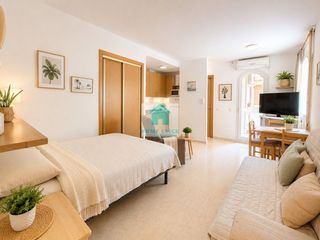 Studiowohnung in Platja de Mont-roig. Oportunidad  estudio con piscina y parking a 600m de la playa