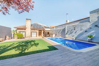 Xalet  Avenida de la cava. Casa o chalet independiente en venta en avenida de la cava