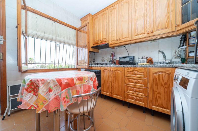 Foto b0ee2175-b547-451b-b286-0462889c4252. Casa amb aparcament a La Regia Orihuela