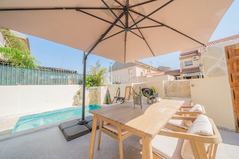 Foto e0dc7e2a-b84f-4aaa-b2ad-a3d60235f456. Casa adossada amb piscina a Santiago de La Ribera San Javier