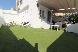 Haus in Los Peñascos-El Salero-Los Imbernones. Magniacutefico duacuteplex  en esquina con garaje en san pedro d