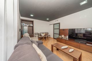 Apartament a Pilar de la Horadada Ciudad. Ref aj092piso reformado de 134 msup2 con terraza, patio interior