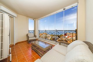 Flat en Zona Playa de los Locos. Apartamento con ascensor,ampnbsppiscina comunitaria y terraza co