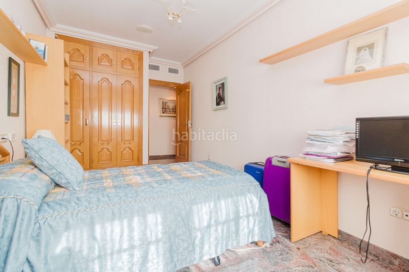 Foto abc9d8b5-43a8-4f97-a837-9ffb6e0ebf12. Casa adossada amb aparcament a Centro Alcázares (Los)