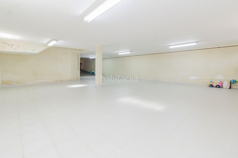 Foto b50ea419-f929-432c-a3ea-039c2231f9e2. Casa adossada amb aparcament a Centro Alcázares (Los)