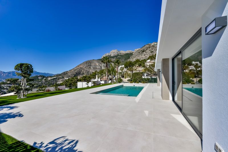 Foto 65d337fd-ae90-4a1a-b2c8-91f5ff4839f4. Casa amb aparcament piscina a Mascarat Altea