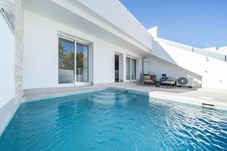 Casa a Pilar de la Horadada Ciudad. Bungalow en planta bajaampnbsp en pilar de la horadadavivienda r