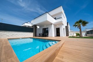 Haus in Desamparados - Hurchillo - Torremendo. Ampnbspvilla con piscina privadaampnbspen vistabella vivienda re