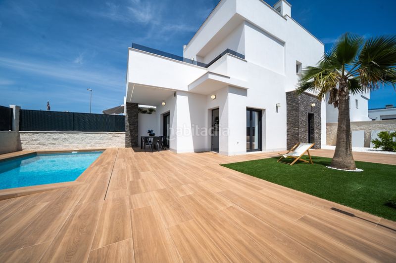 Foto 3be8fd25-c394-4089-9337-f5b25d3c0358. Casa amb piscina a Desamparados - Hurchillo - Torremendo Orihuela