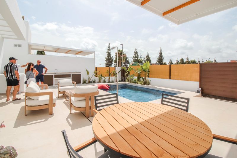 Foto b45c09d2-d5c6-468e-9ea3-1848684cc29e. Casa amb piscina a Las Lomas de Rame-Bahía Bella Alcázares (Los)