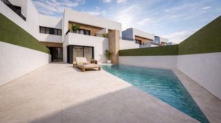 Semi detached house in Santiago de La Ribera. Casa adosada con pisicna en santiago de la riberavivienda ref gg