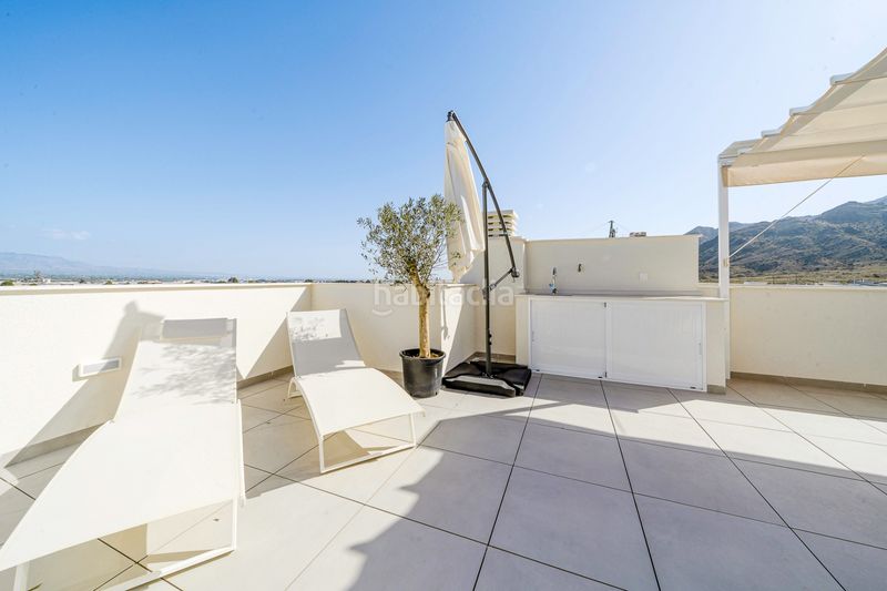 Foto b8c94025-400c-4dda-95b1-69db175577dc. Casa amb aparcament piscina a Cox