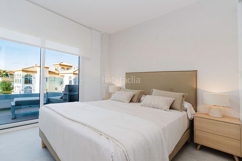Foto 253d63a6-beda-4bc9-936c-6df40f0a7244. Casa amb aparcament piscina a Playa Flamenca Orihuela