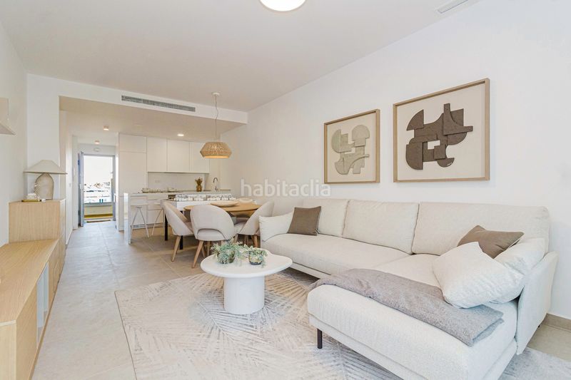 Foto b5c71562-2be5-4124-a9c7-4fa229276d46. Casa amb aparcament piscina a Playa Flamenca Orihuela