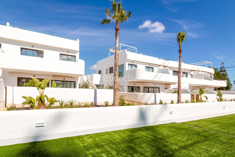 Foto 1da33528-3282-47d0-bb77-661dfdb9a075. Casa amb aparcament piscina a Centro Alcázares (Los)