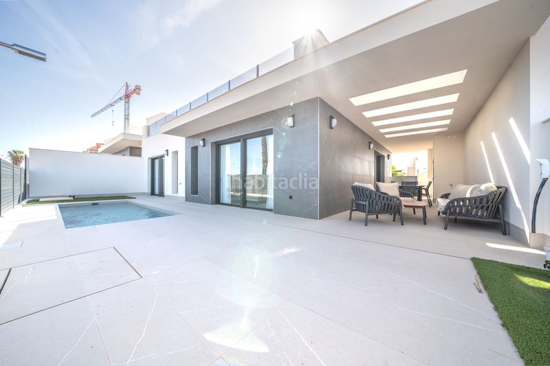 Foto 1d6b5deb-b85a-41c3-8e15-837636fda8a3. Casa amb aparcament piscina a Aguas Nuevas Torrevieja