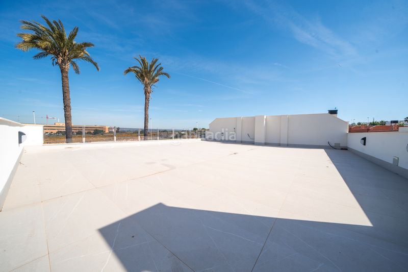 Foto 70ac3ac2-ce94-4ba1-99c1-85716701890c. Casa amb aparcament piscina a Aguas Nuevas Torrevieja