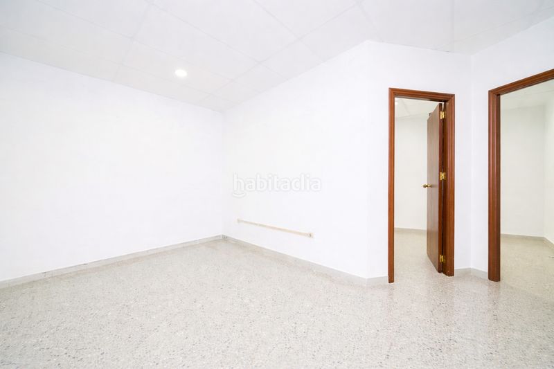 Foto 79471ca7-1cce-40cc-9ccb-3f4de3fc09e7. Oficina ref vivienda pb034 planta de oficinas en pleno centro histoacuterico ndash activo con alto potencial de revalorizacioa en Murcia