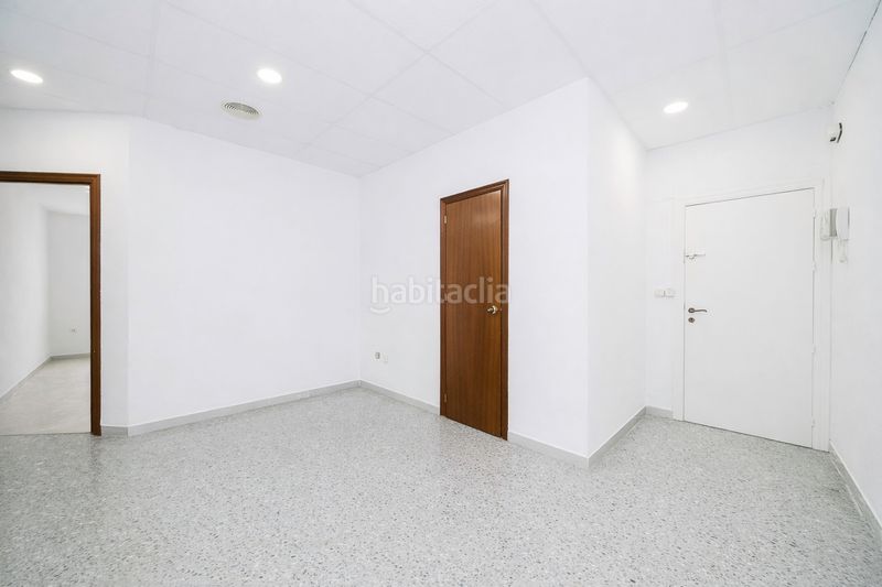 Foto 7b42d380-8757-437c-a044-24335c660509. Oficina ref vivienda pb034 planta de oficinas en pleno centro histoacuterico ndash activo con alto potencial de revalorizacioa en Murcia