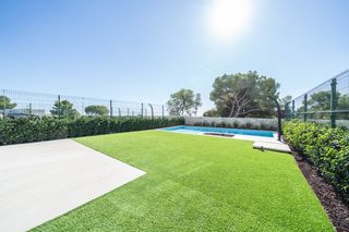 Casa a El Pinar de Campoverde. Villa con piscina privada y solaacuterium en lo romero golfvivie