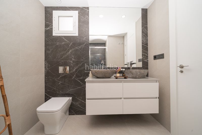 Foto b28e35f7-d793-4cc9-8388-9bf7be9b678c. Casa a schiera con piscina in Benijófar