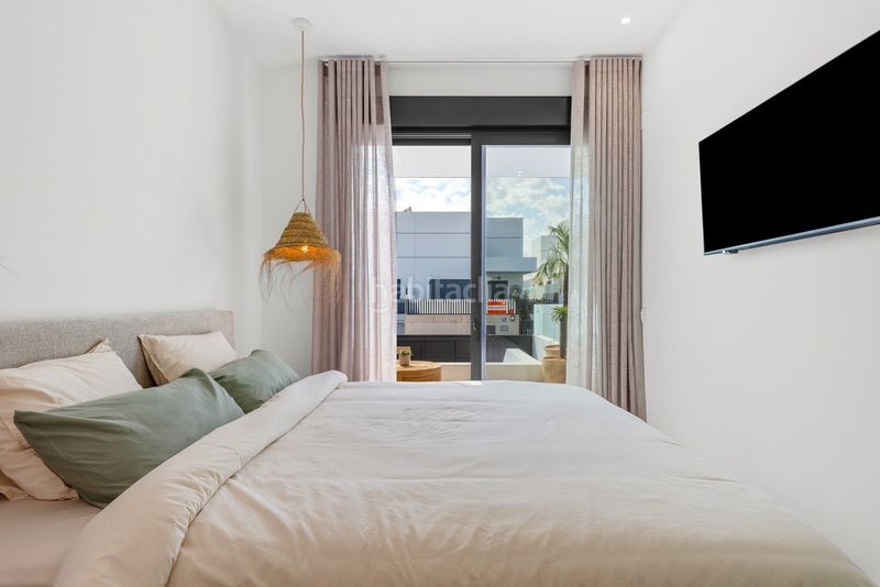 Foto 1395a210-da13-42b7-99e6-931be89ee081. Casa villa independiente conampnbsppiscina privada vivienda refli001nddescripcioneste residencial se compone de veinte villas en Dolores