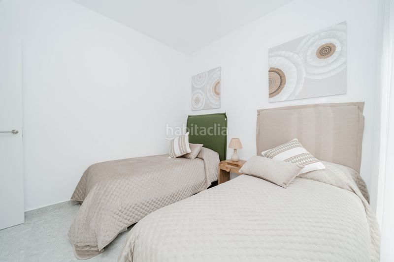 Foto ca373056-96e6-413b-80bd-42e5b70437c8. Casa amb piscina a Los Balcones-Los Altos Torrevieja