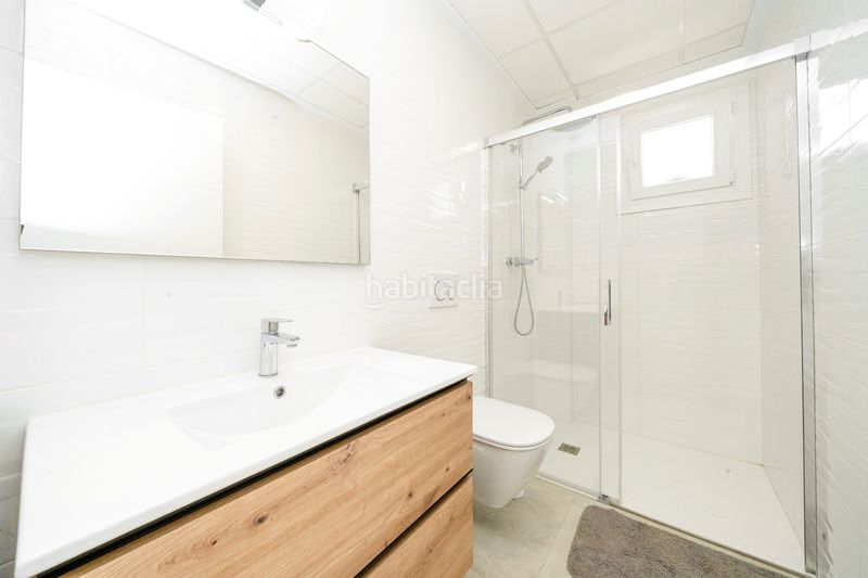 Foto 69069dfb-af8e-4e1e-aaf5-b9c0dd48a9d8. Casa amb piscina a Montesinos (Los)