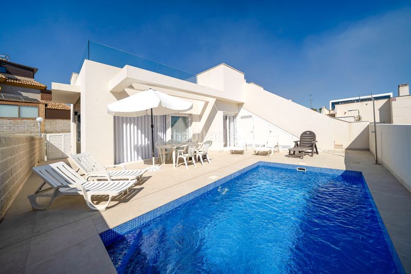 Foto bd524301-5fce-432d-95ec-a48bb9ba64c5. Casa amb piscina a Montesinos (Los)