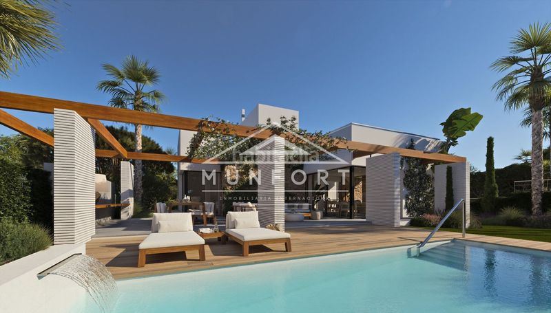 Foto dfacec6d-7cb8-4c33-a5c4-ec732b2492e0. Casa amb piscina a Campoamor Orihuela